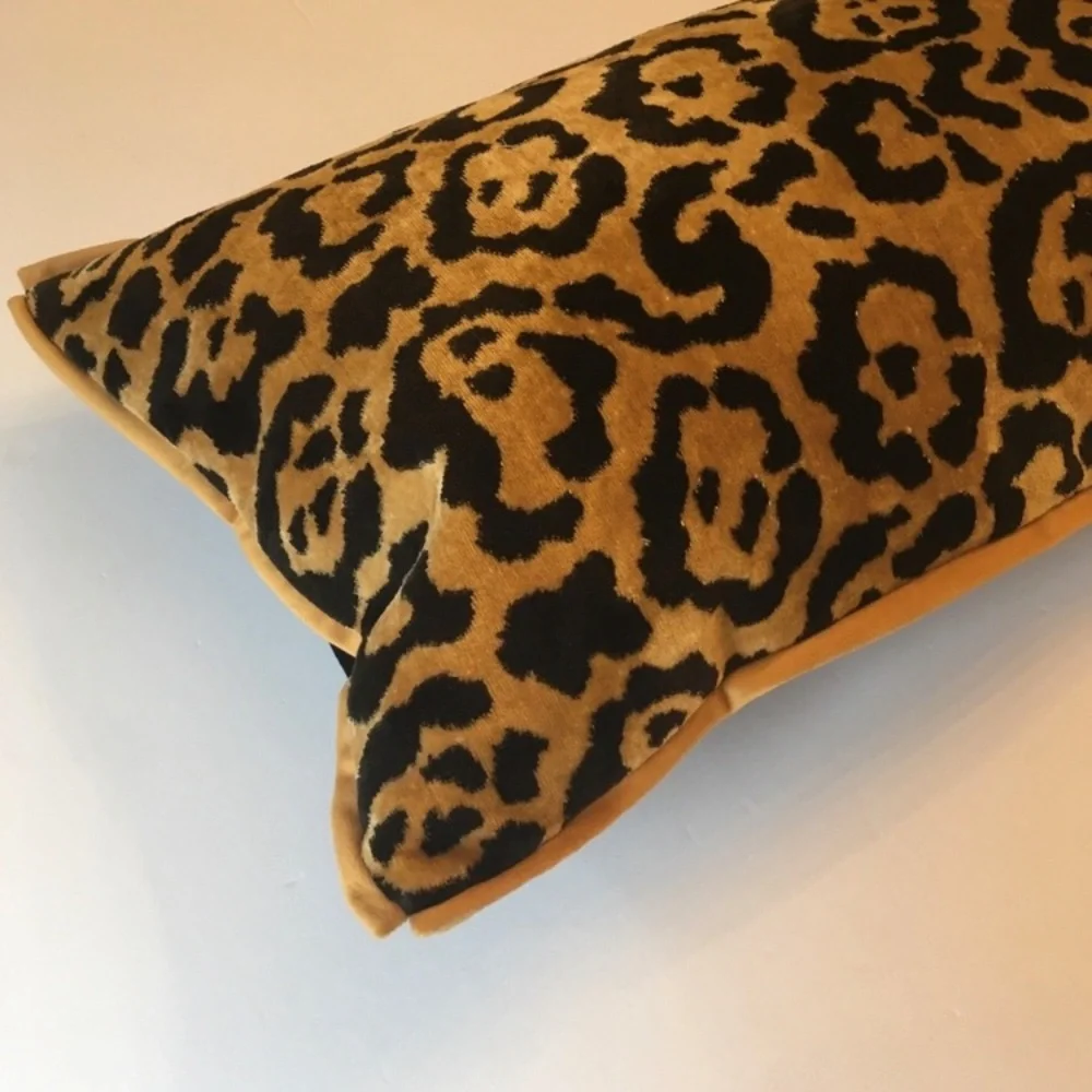 NEW Leopard Cheetah Animal Print Velvet Accent Pillow Sham - Picture 8 of 9